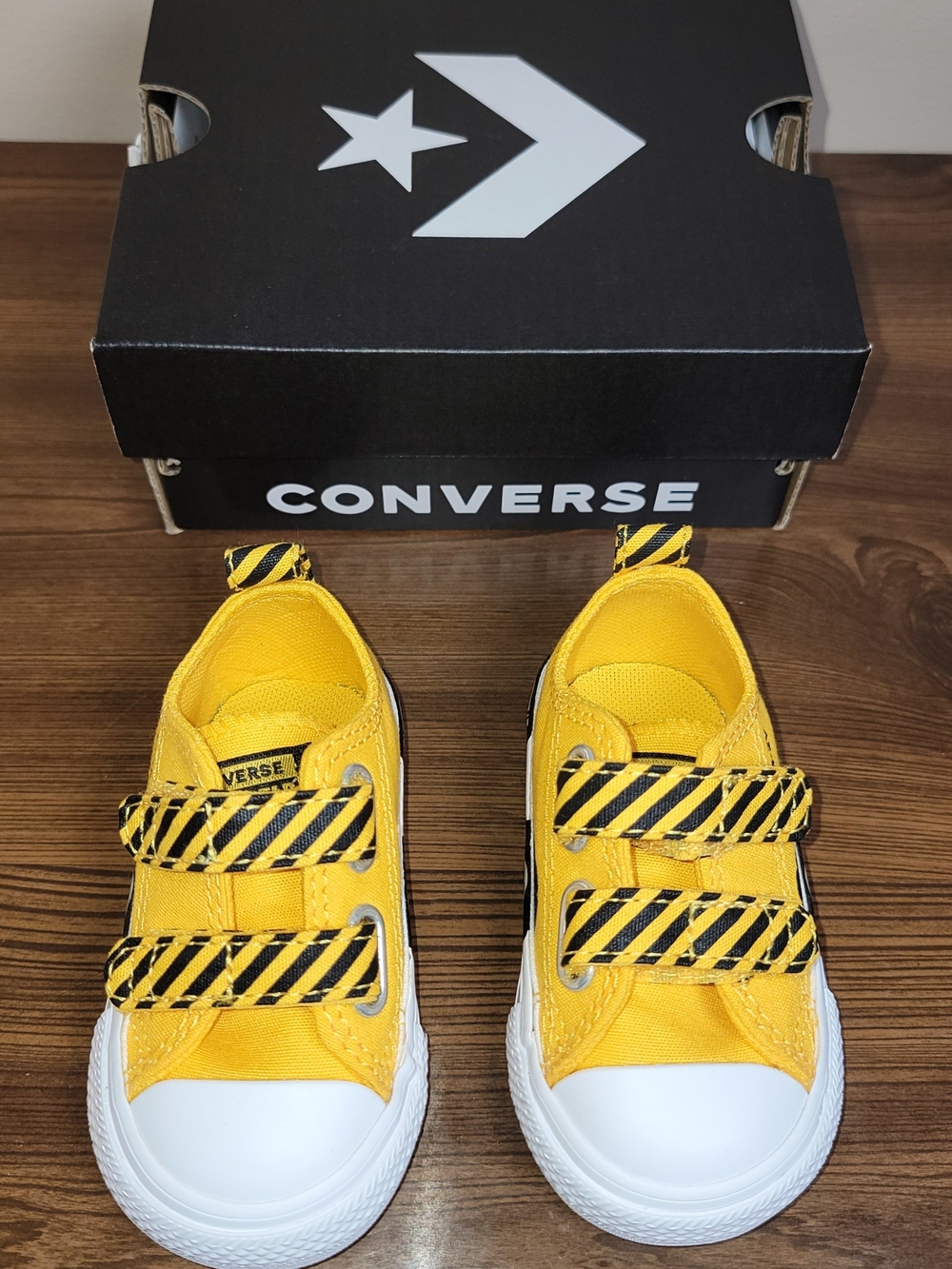Converse Chuck Taylor All Star Construction Truck Kids' Sneakers - Size 3 Infant